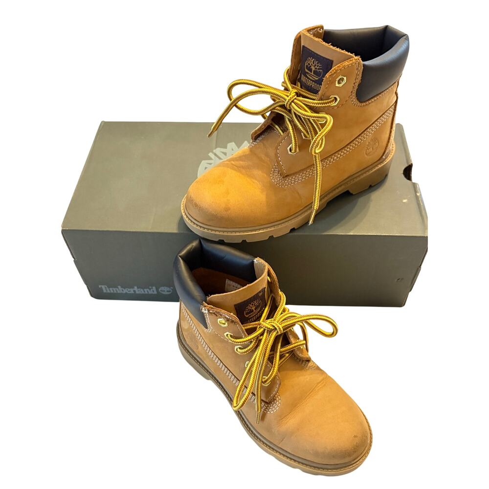Timberland Classic 6 inch Boot Boys Sz 1 Waterproof Wheat Nubuck Preppy Outdoors